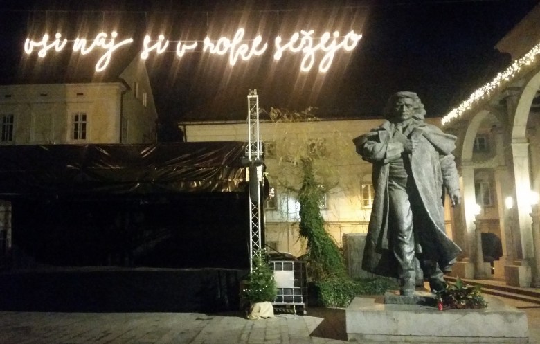 Kranj Christmas lights.jpg